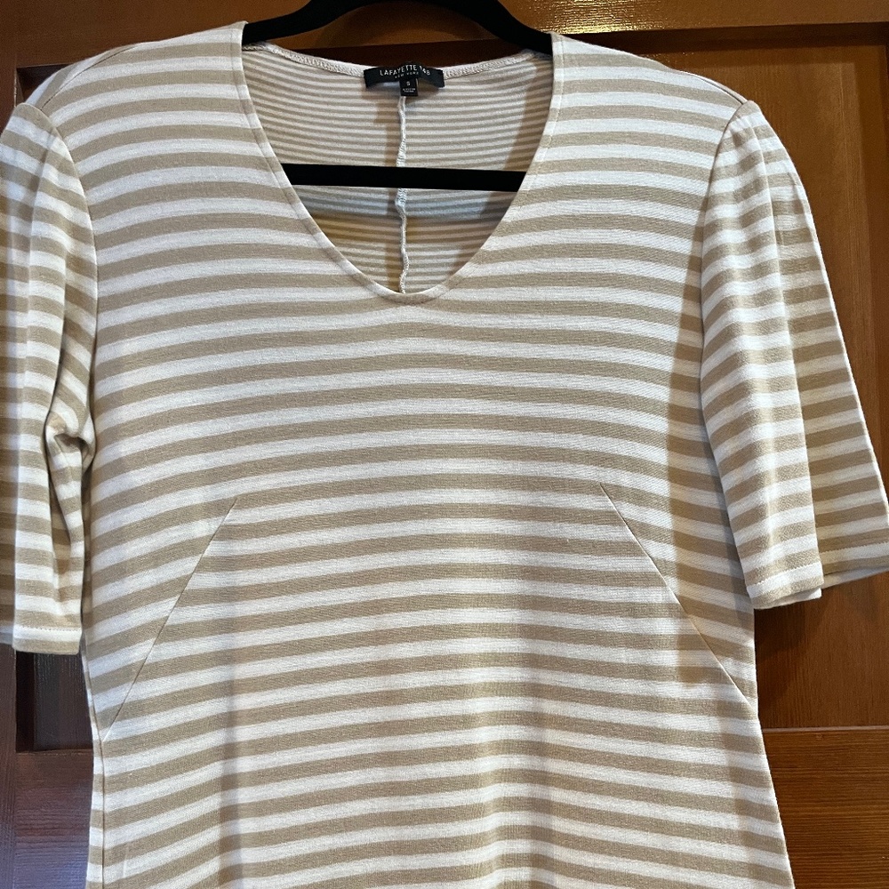 Lafayette 148 V-Neck, Elbow Length Top